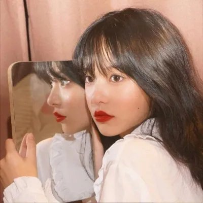 独自在夜晚的海边